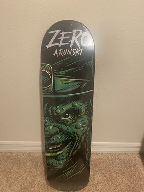 Arunski Green Graphic Skateboard Deck - Men Accessories
